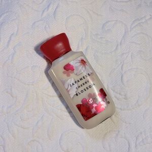 Japanese Cherry Blossom Bath and Body Works Lotion